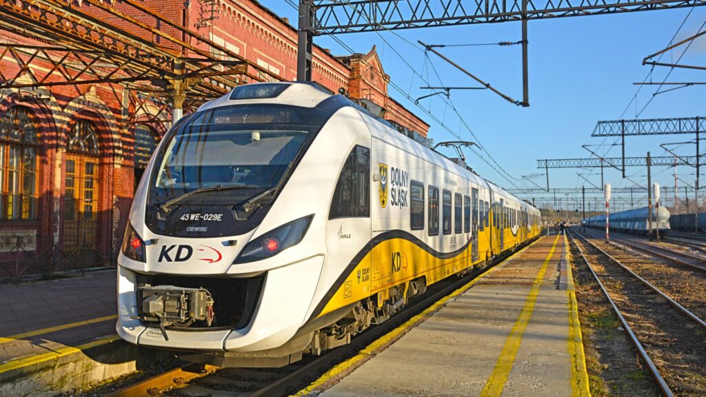How a Group of Train Hackers Exposed a Right-to-Repair Nightmare