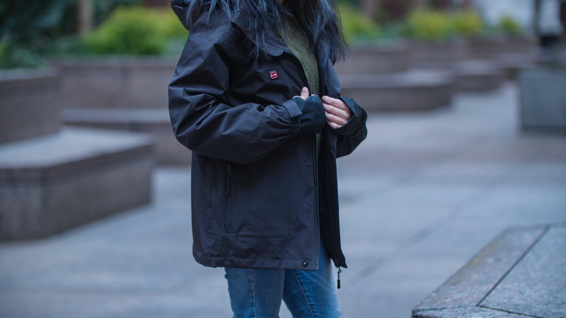 This is how the XS size fits.