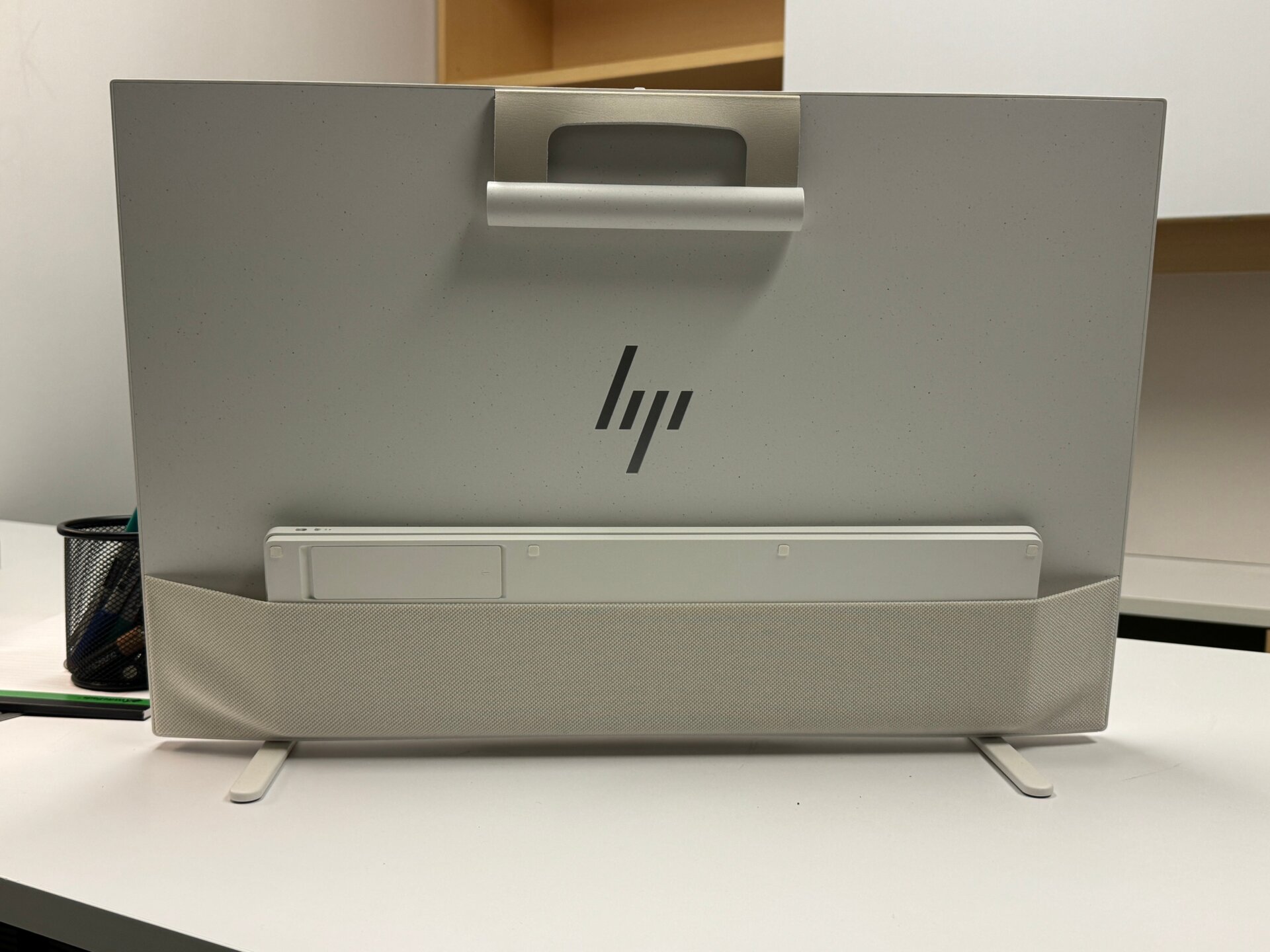 Photo: Artem Golub / Gizmodo