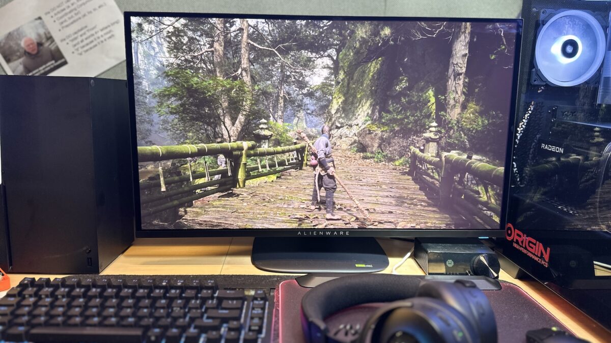 Alienware AW2725Q QD-OLED Review: Pretty Picture, but Pricey