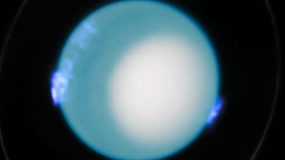 uranus-hubble-rotation-