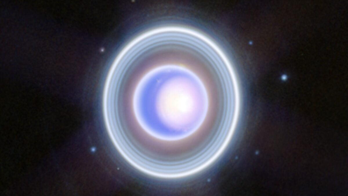 NASA Takes Advantage of Planetary Alignment to Take a Peek at Uranus