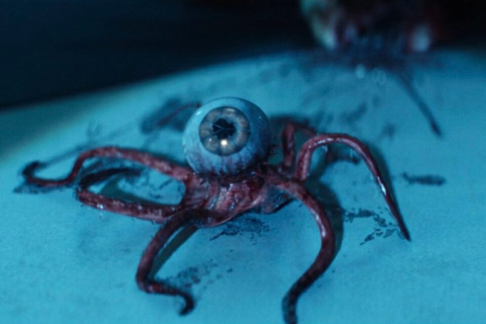 'Alien: Earth' Creator Says Its Eyeball Alien Is The Most Disturbing ...