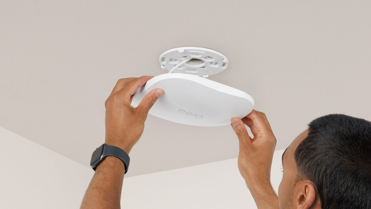 Eero Wants to Sell Customers a Cellular Internet Backup Dongle for Its ...