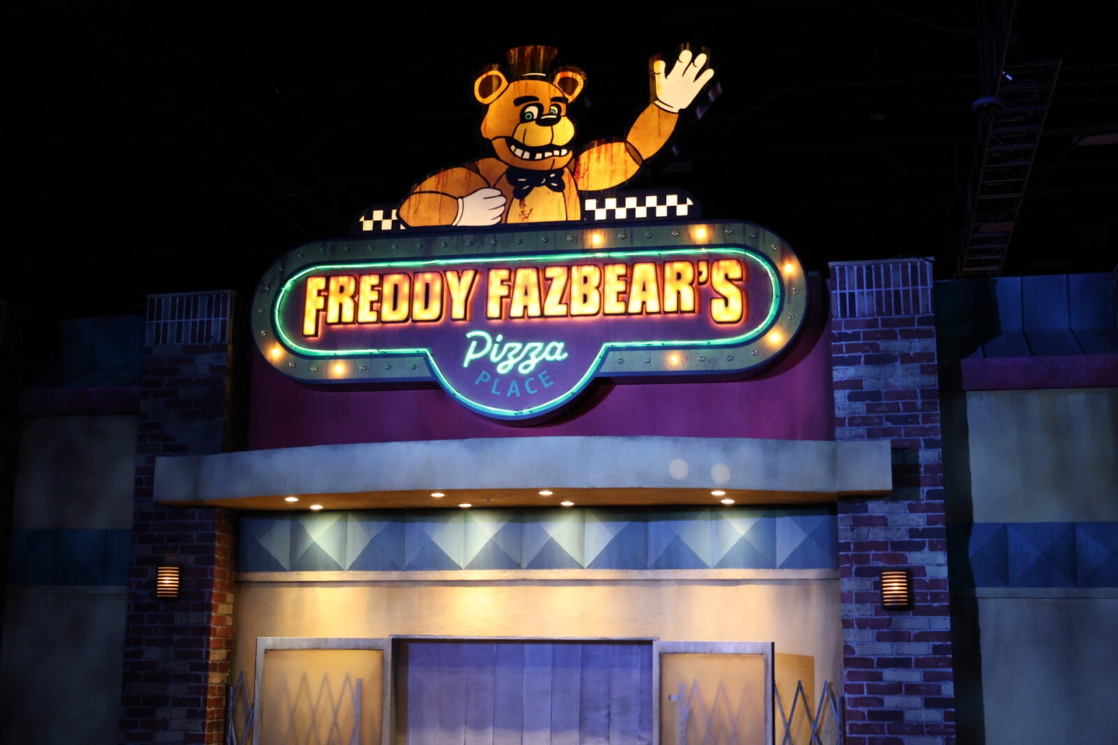 Meet Freddy Fazbear and Friends at Halloween Horror Nights' 'Five ...
