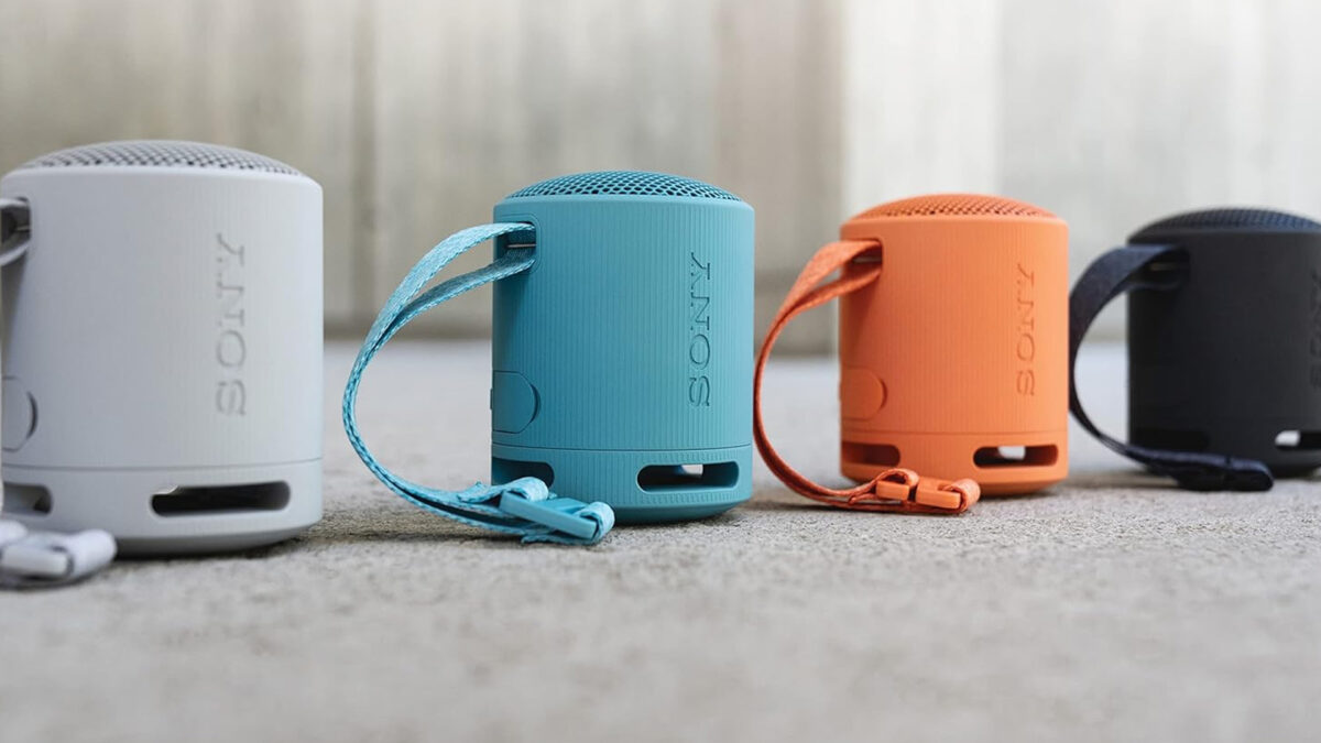 ソニーの小型 Bluetooth ポータブルは数ペニーで販売されており、現在では直接の競合他社よりも安価になっています