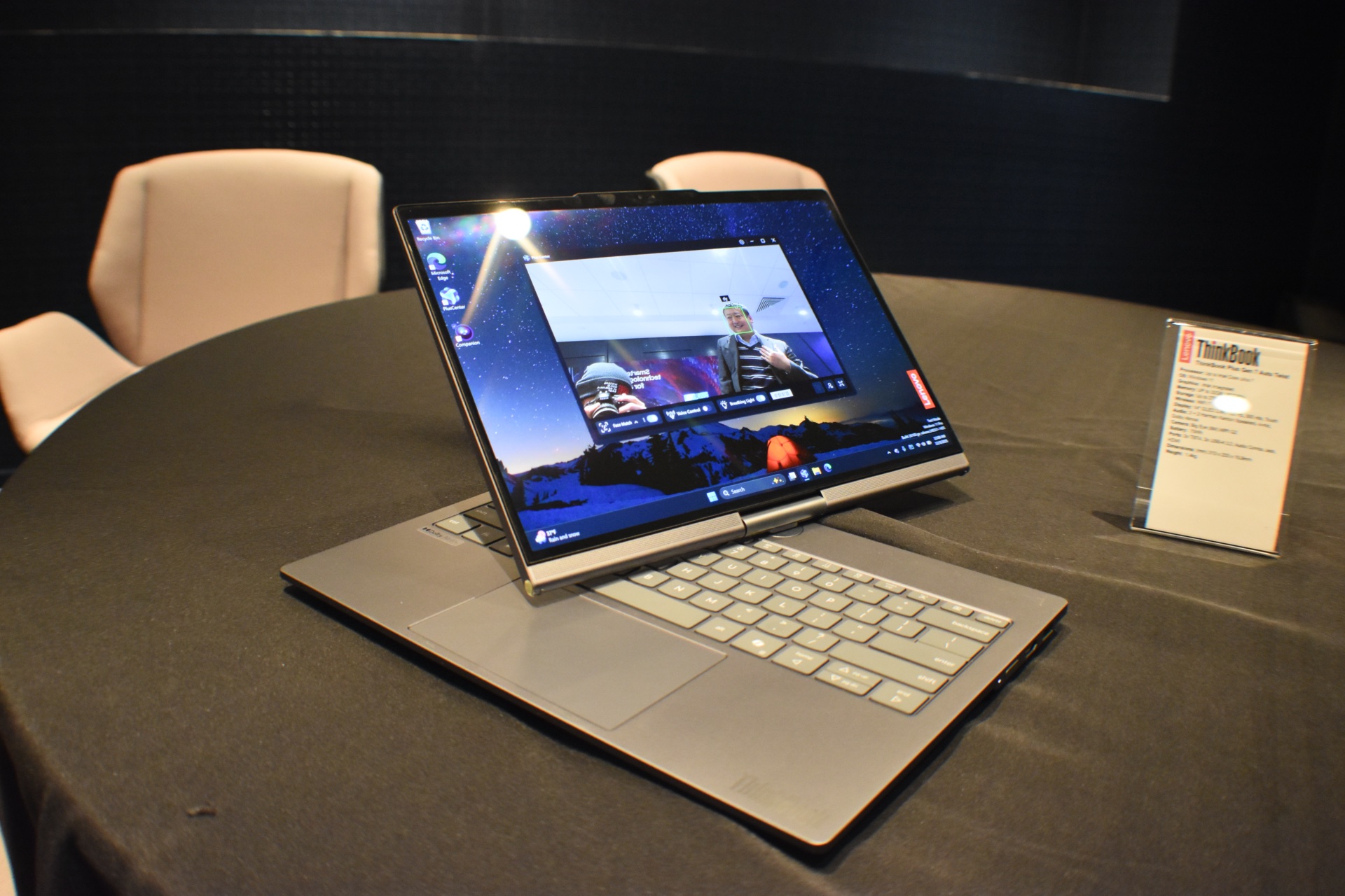 Lenovo Thinkbook Auto Twist 4