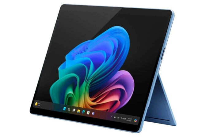 Microsoft Crashes the Surface Pro (Snapdragon X Plus, 16GB RAM, 512GB ...