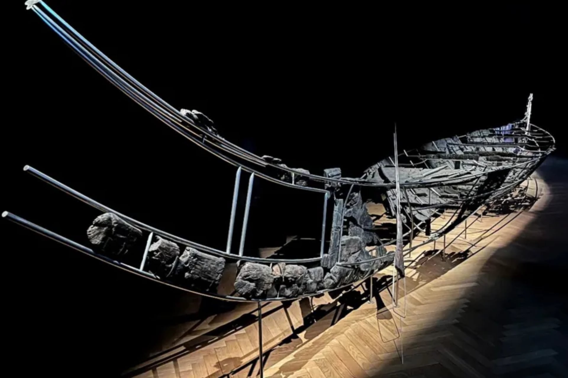 The Hjortspring boat.