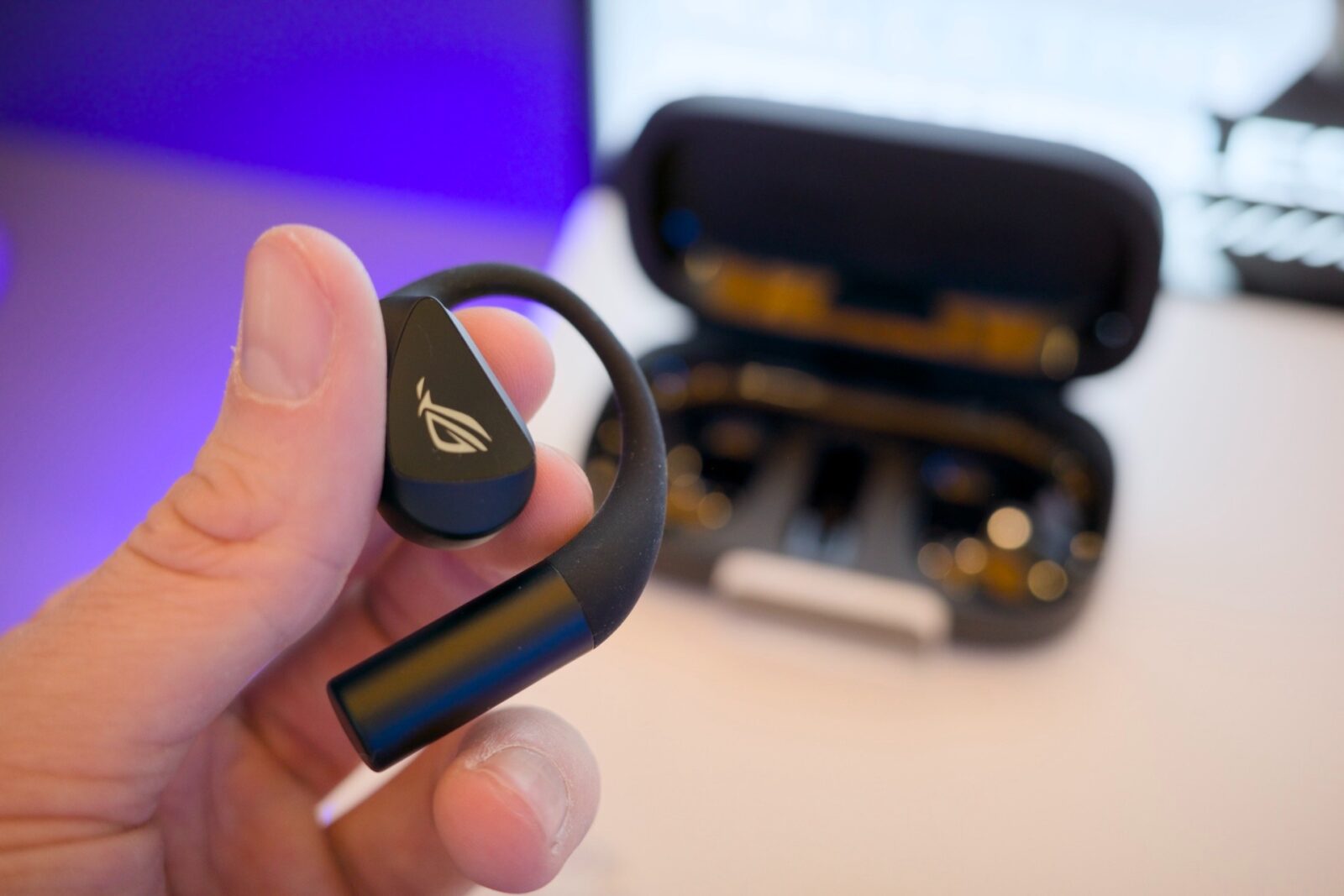 Open-Ear Audio Is Having a Huge Moment Right Now