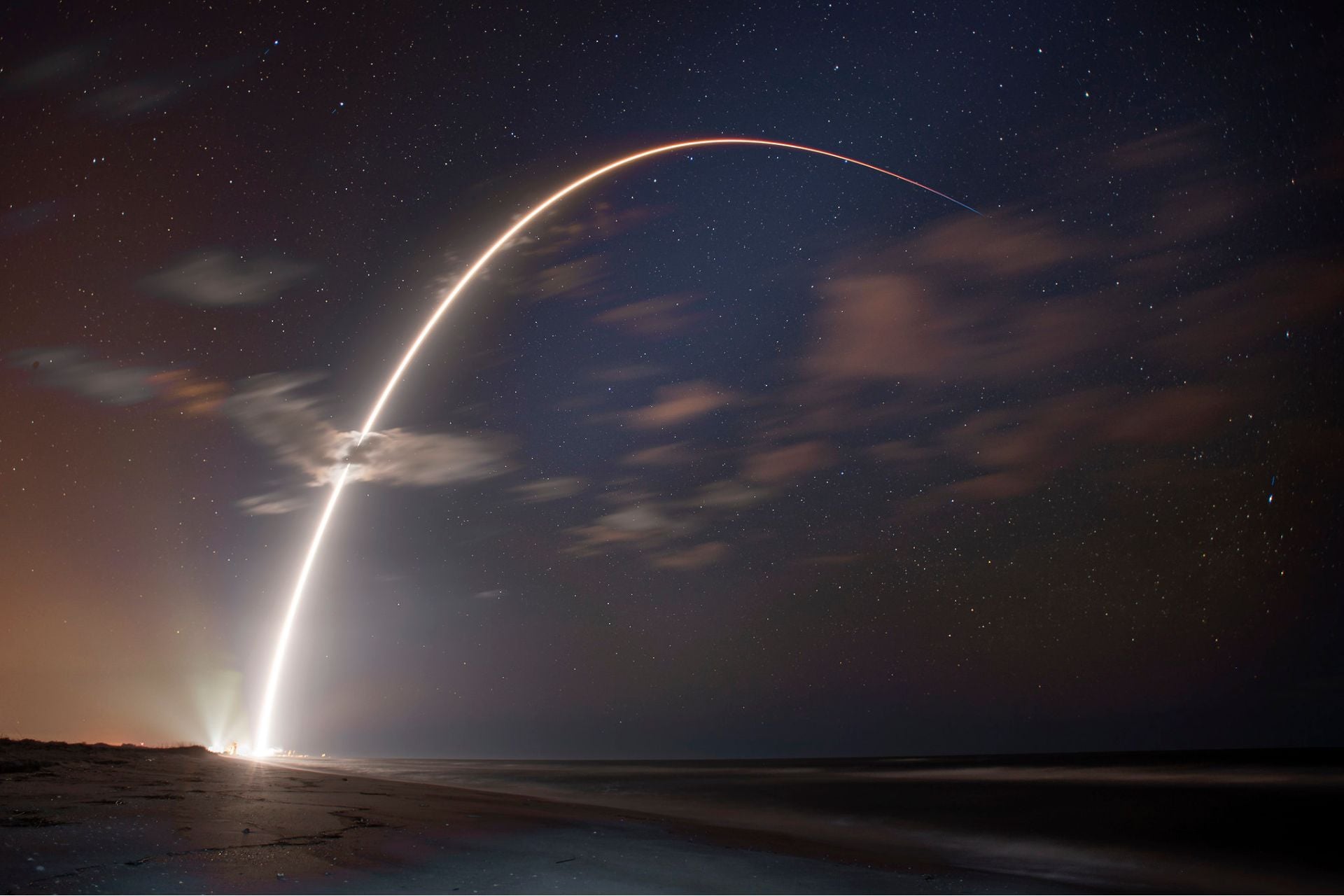 MARCH 11, 2021 STARLINK MISSION REWATCH On Thursday, March 11 at 3:13 a.m. EST, SpaceX launched 60 Starlink satellites from Space Launch Complex 40 (SLC-40) at Cape Canaveral Space Force Station in Florida