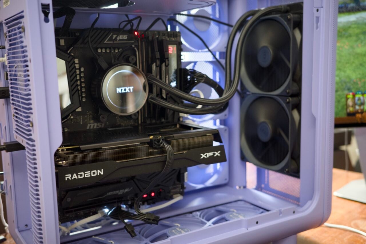 Hyte X50 Pc Rx 9060 Xt 3
