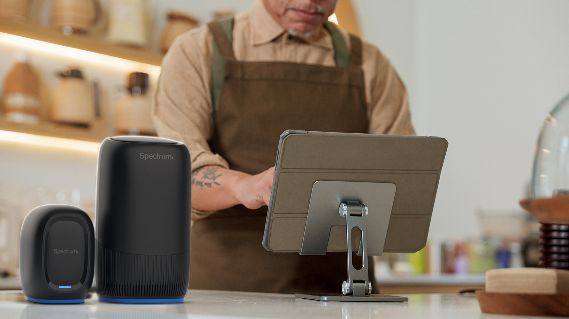 Pos iPad Apron Comp 02