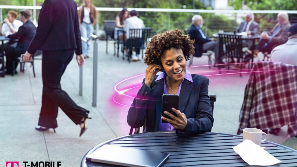 T-Mobile for Business Offers Up to $1,100 Off the iPhone 17 Pro With SuperMobile Activation