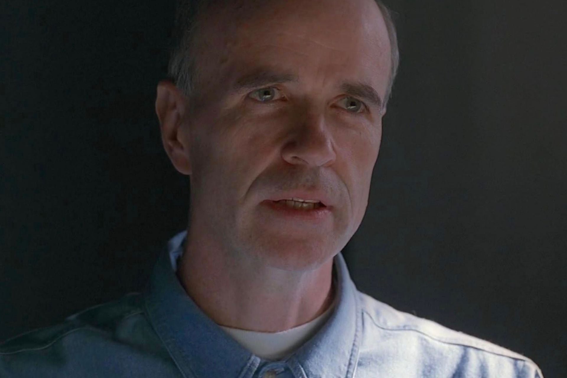 Tom Noonan, seen here on 'The X-Files,' passed away 74.