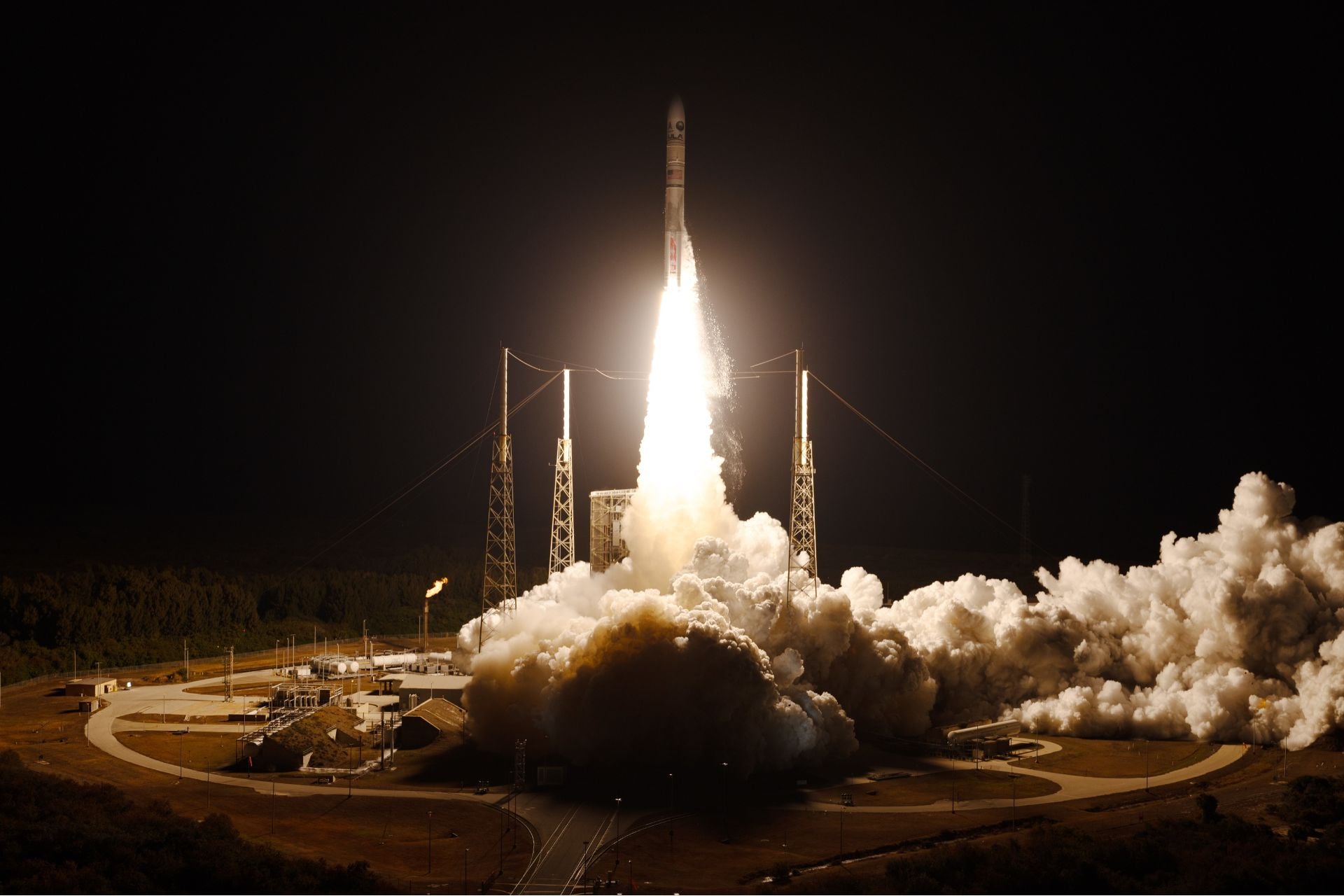 A United Launch Alliance (ULA) Vulcan Centaur rocket carrying the USSF-87 mission for the U.S. Space Force’s Space Systems Command (SSC) lifts off from Space Launch Complex-41 at 4:22 a.m. EST on Feb. 12, 2026