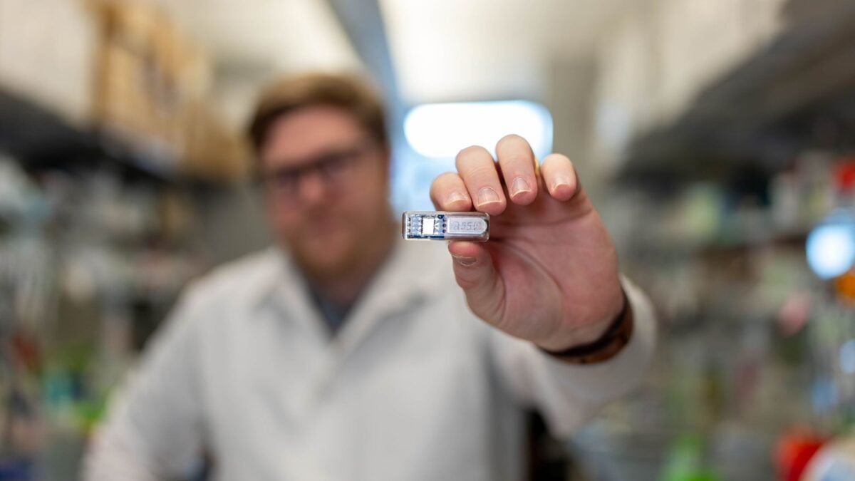 Scientists Create 'Living Pharmacy' Implant That Doses 3 Drugs at Once