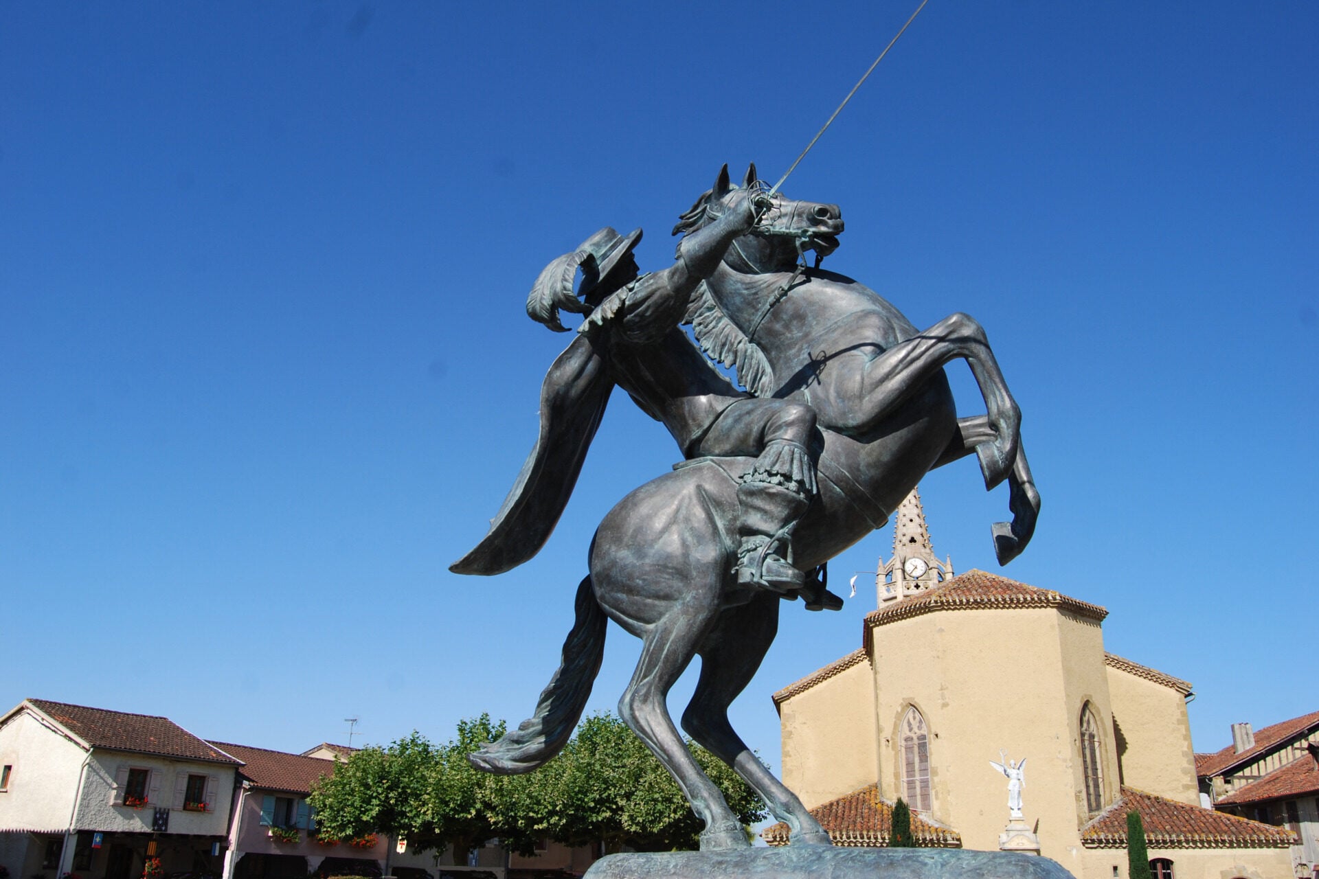 A statue of d'Artagnan in Lupiac, France.