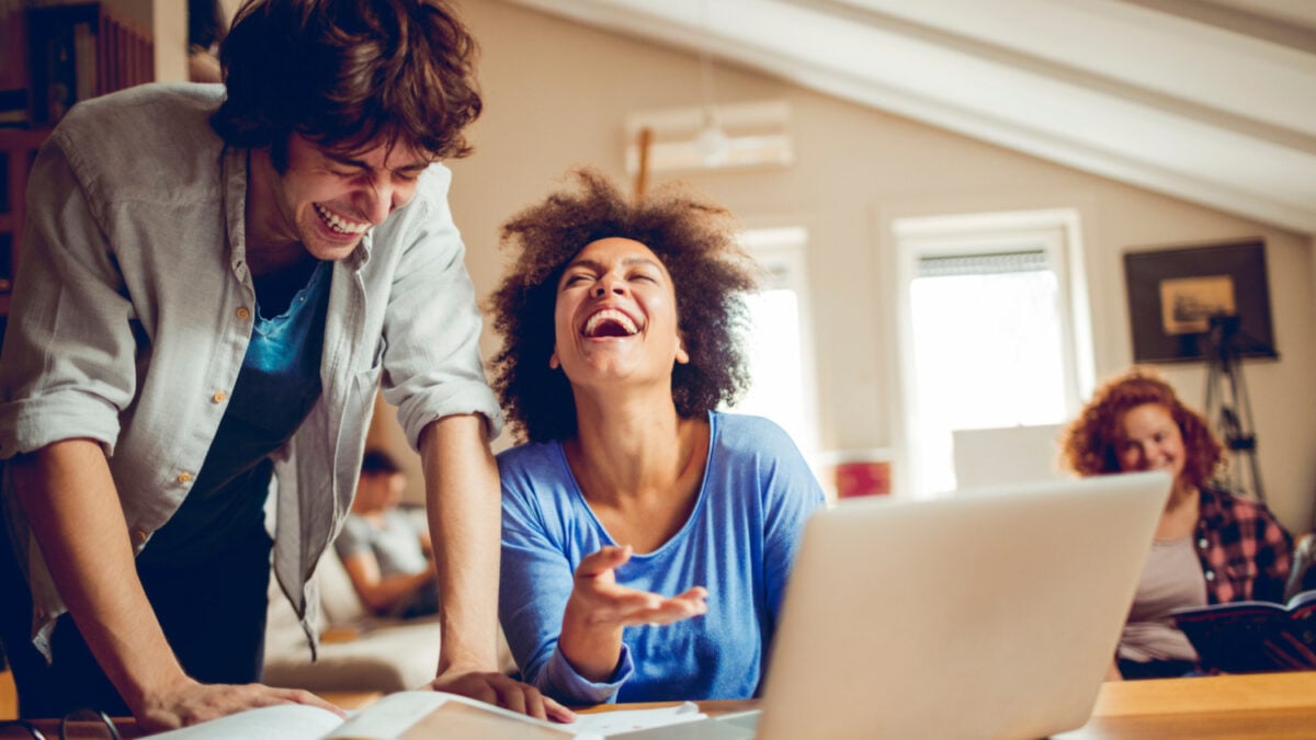 T-Mobile 5G Home Internet Delivers Fast Speeds, Low Monthly Prices and Cash Back