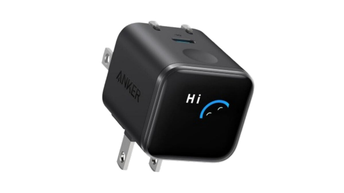 Anker Smart Display 45W USB-C Foldable Charger Drops 30%, Small in Size and Smaller in Price