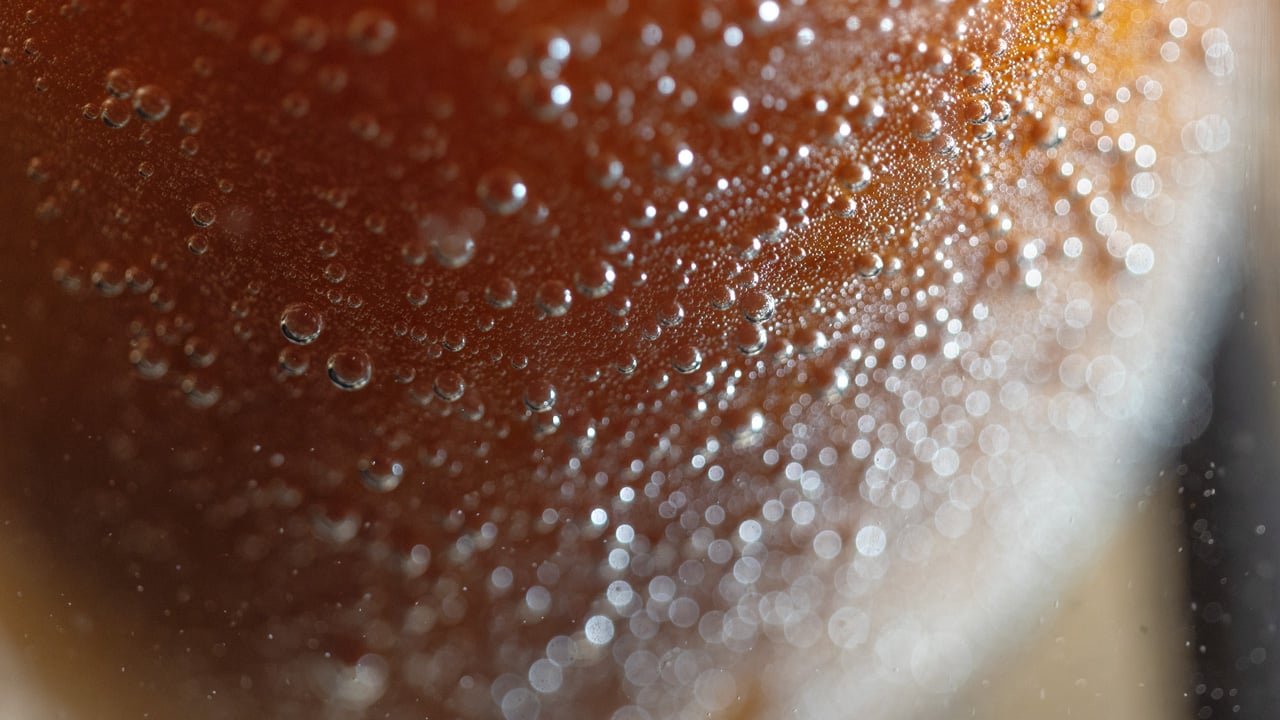 Extreme Close Up Cornell Bubbler