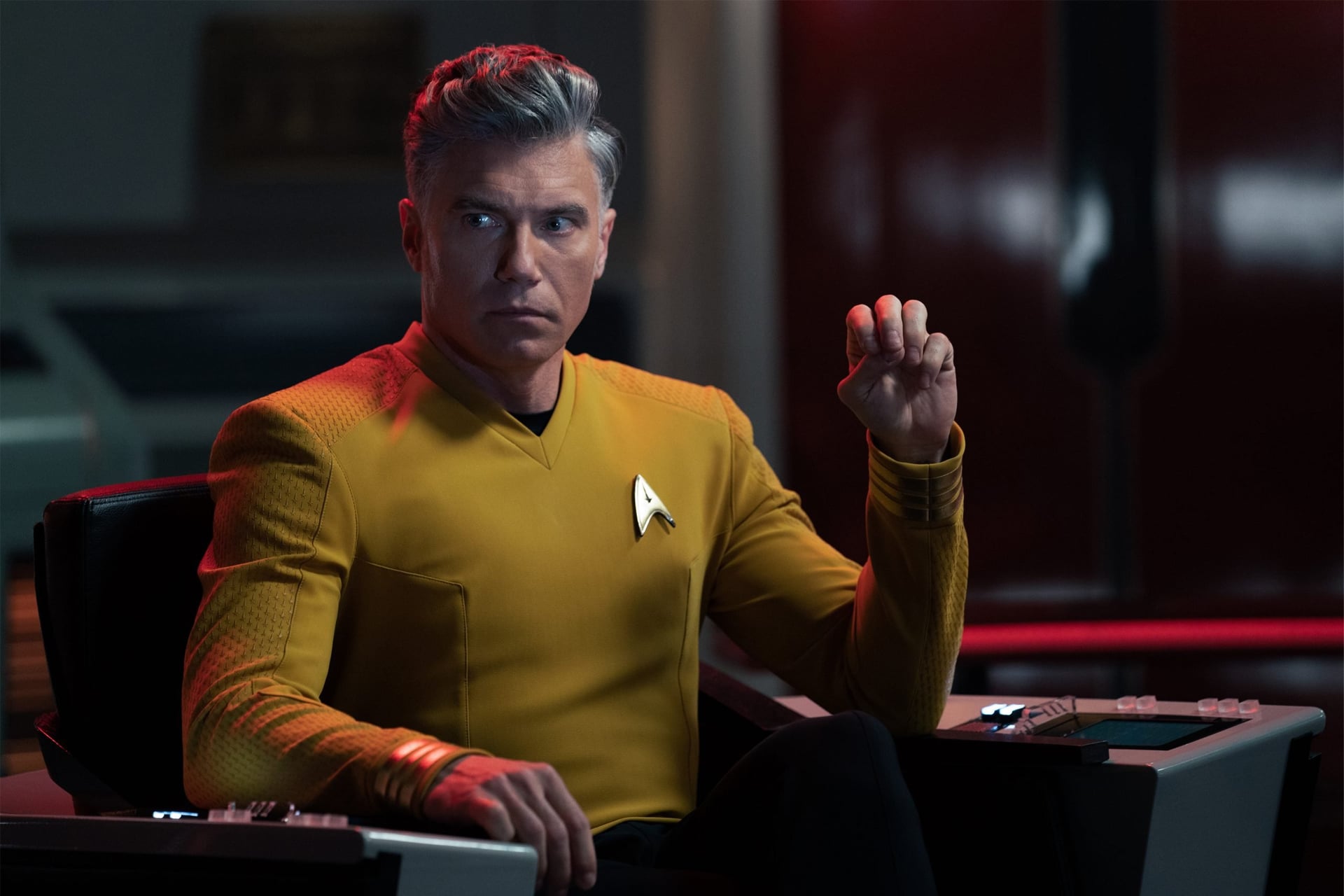 Star Trek Strange New Worlds Captain Pike
