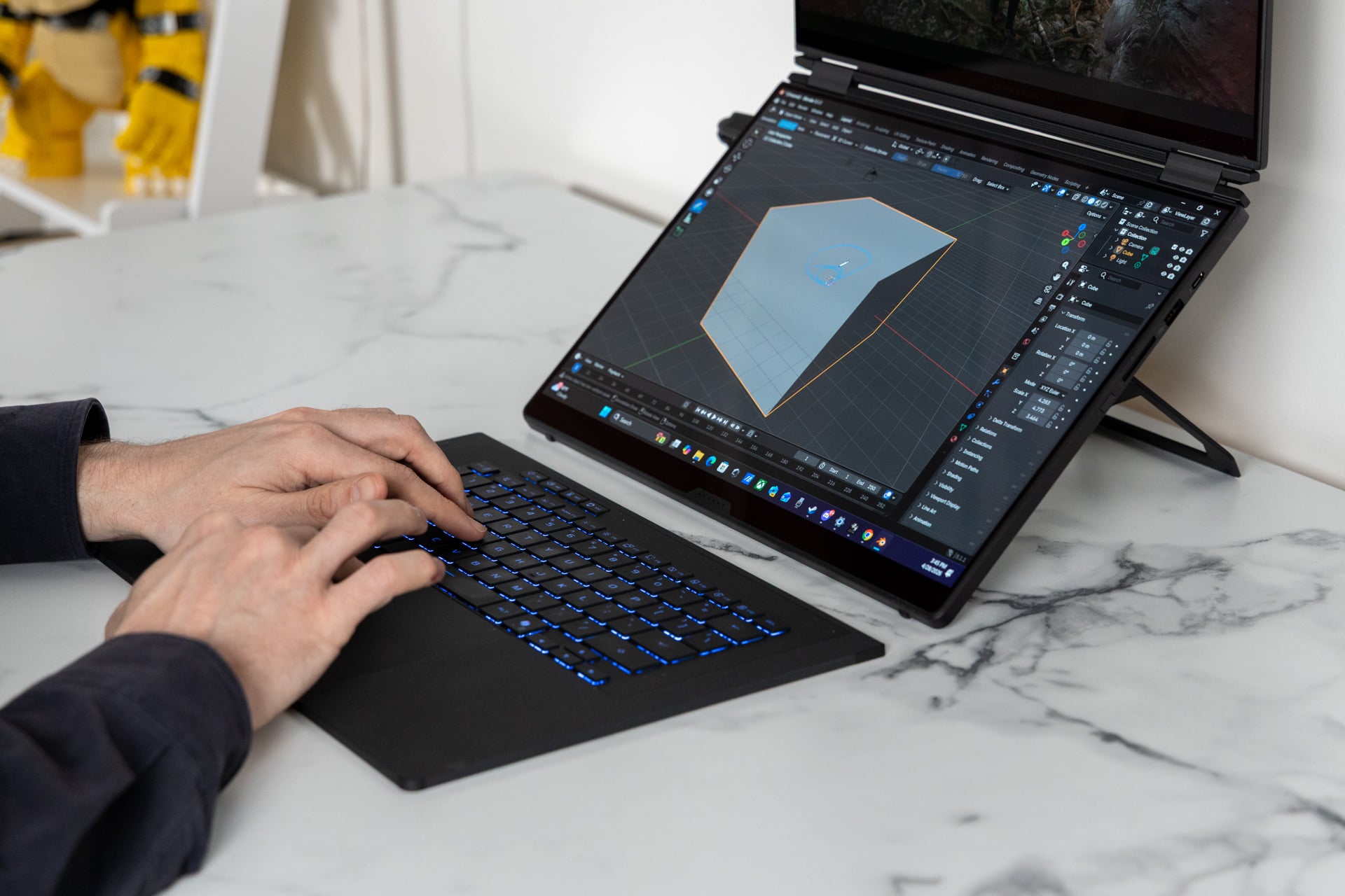 Asus Rog Zephyrus Duo Review 01