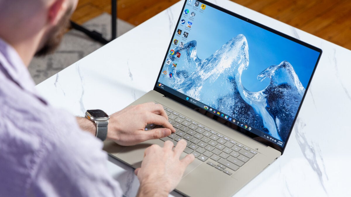 Asus Zenbook A16 Review: Start Considering Snapdragon on PC,…