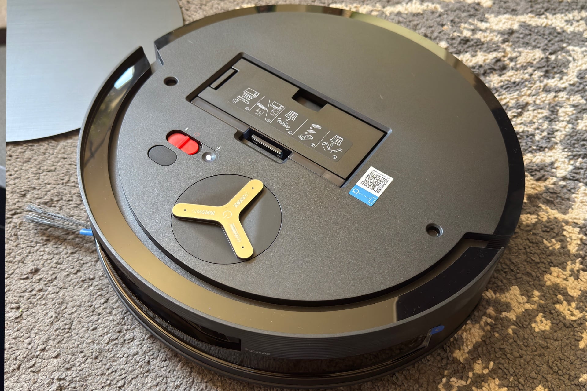 Deebot X12 Omnicycle Cover Off