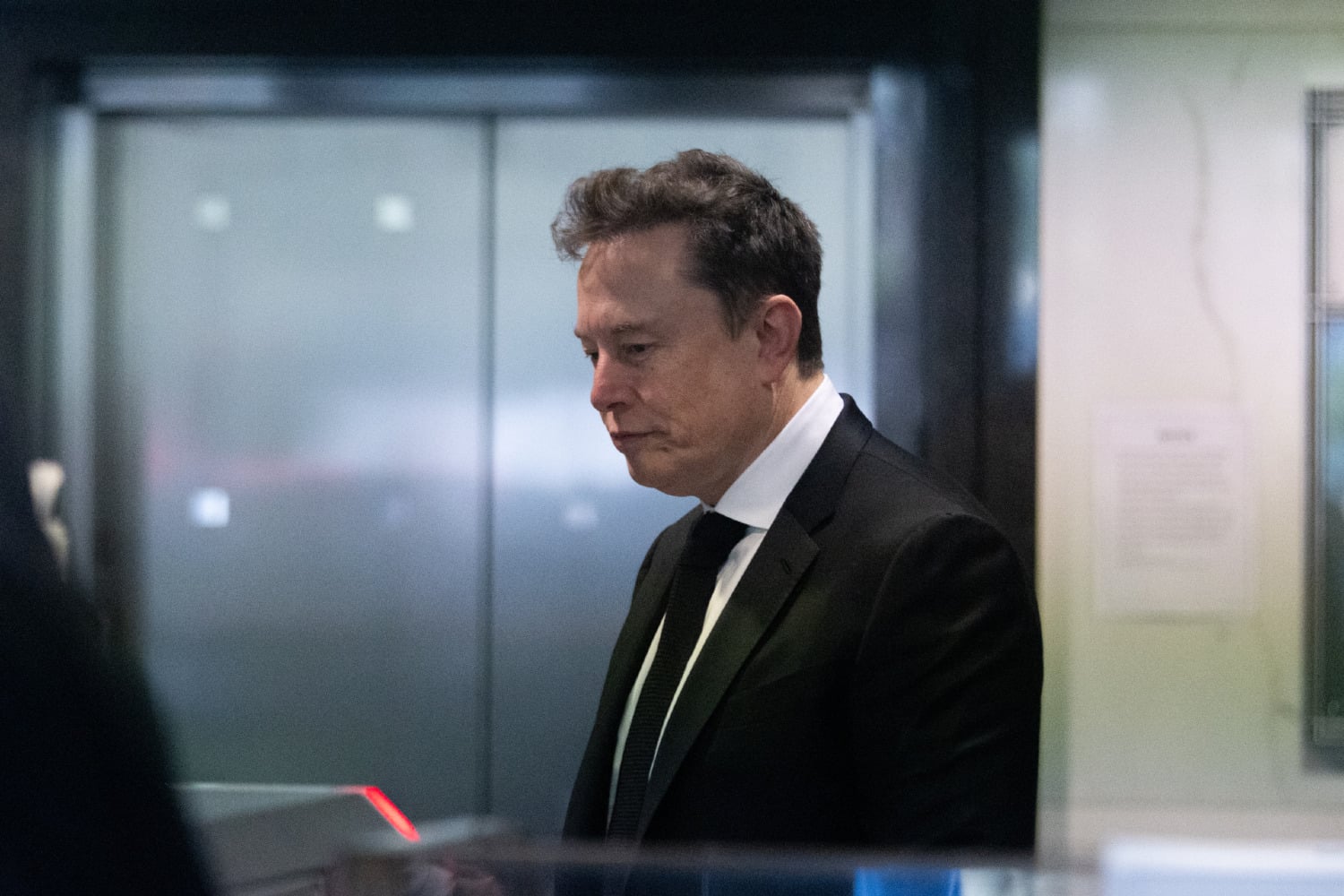 Elon Musk arrives to court for his lawsuit against OpenAI at the Ronald V. Dellums Federal Building