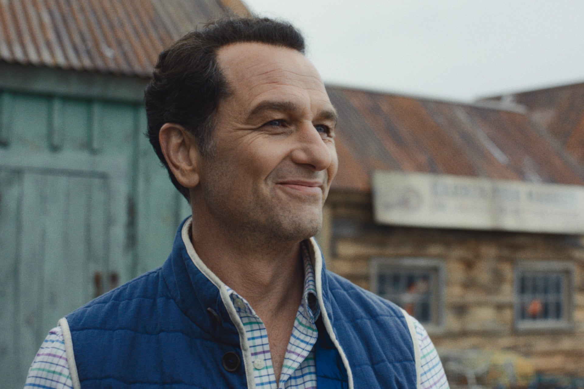 Mayor Tom Loftis faces some unusual civic challenges in 'Widow's Bay.'