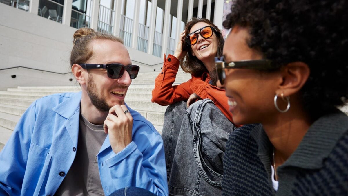 Smart Glasses Introduce Subscription-Gated AI Features