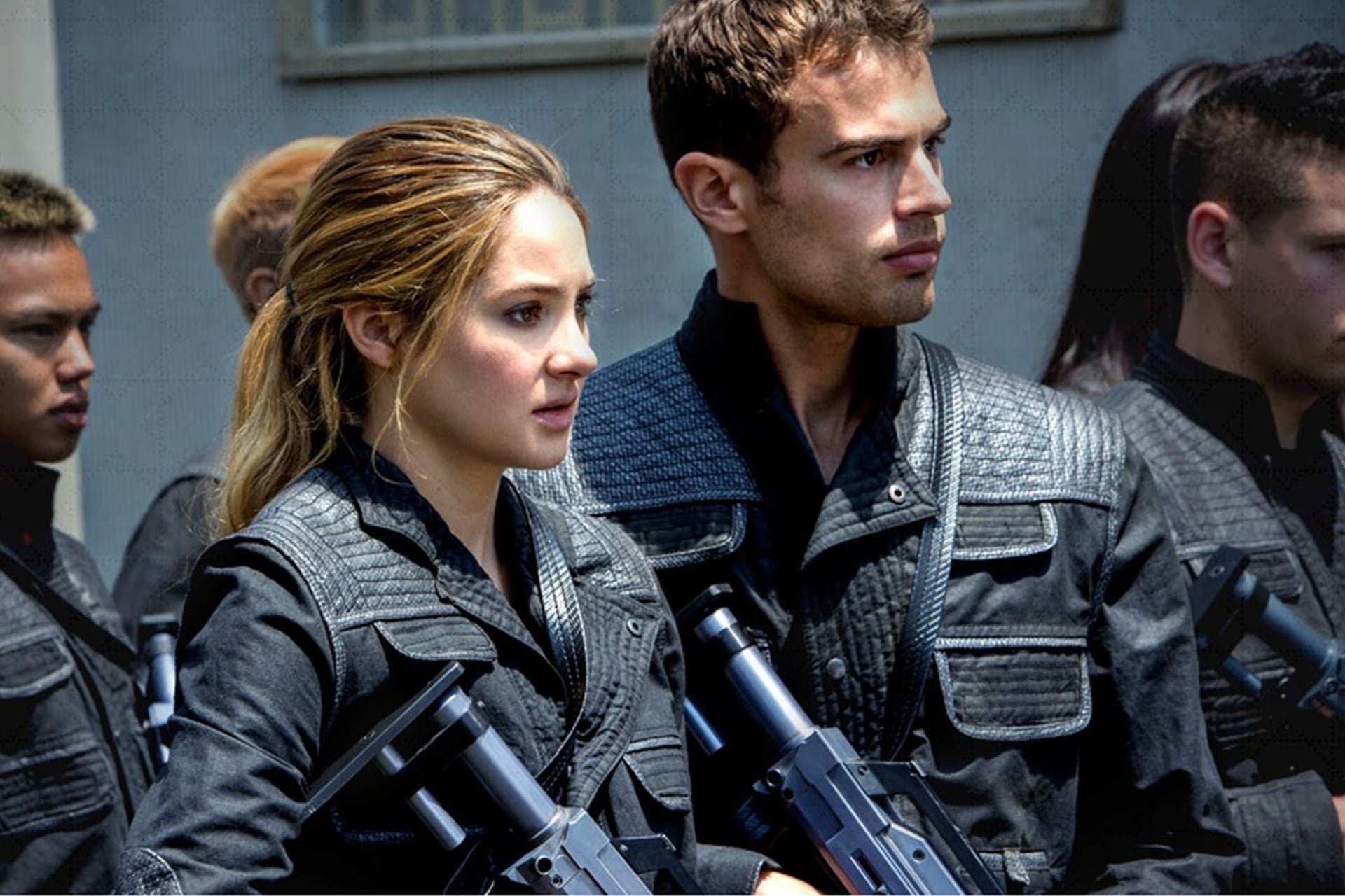 Divergent Hed