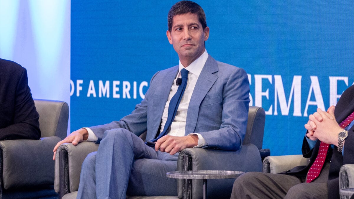 Trump’s Fed Pick Is Knee Deep in Tech and Crypto Investments