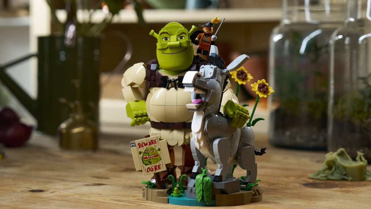 The First-Ever Lego 'Shrek' Set Uses Its One Minifigure Perfectly