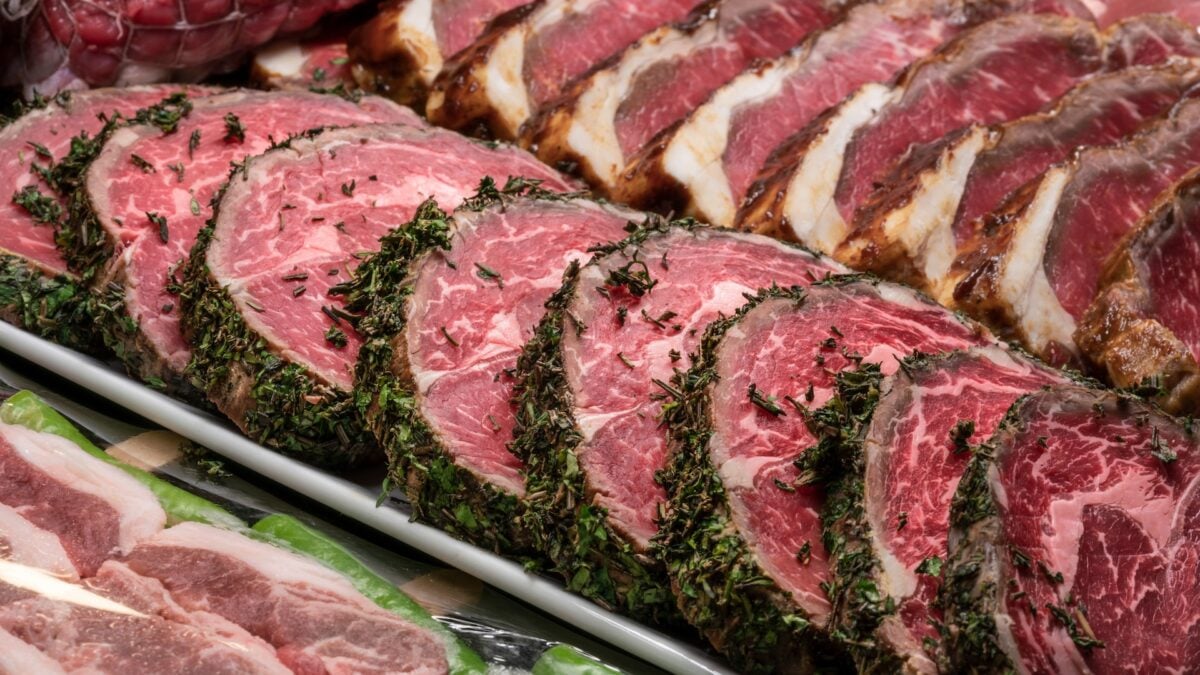 Food Safety Complaints for Meat, Poultry, and Eggs Spiked 40% in 2025 to Record High