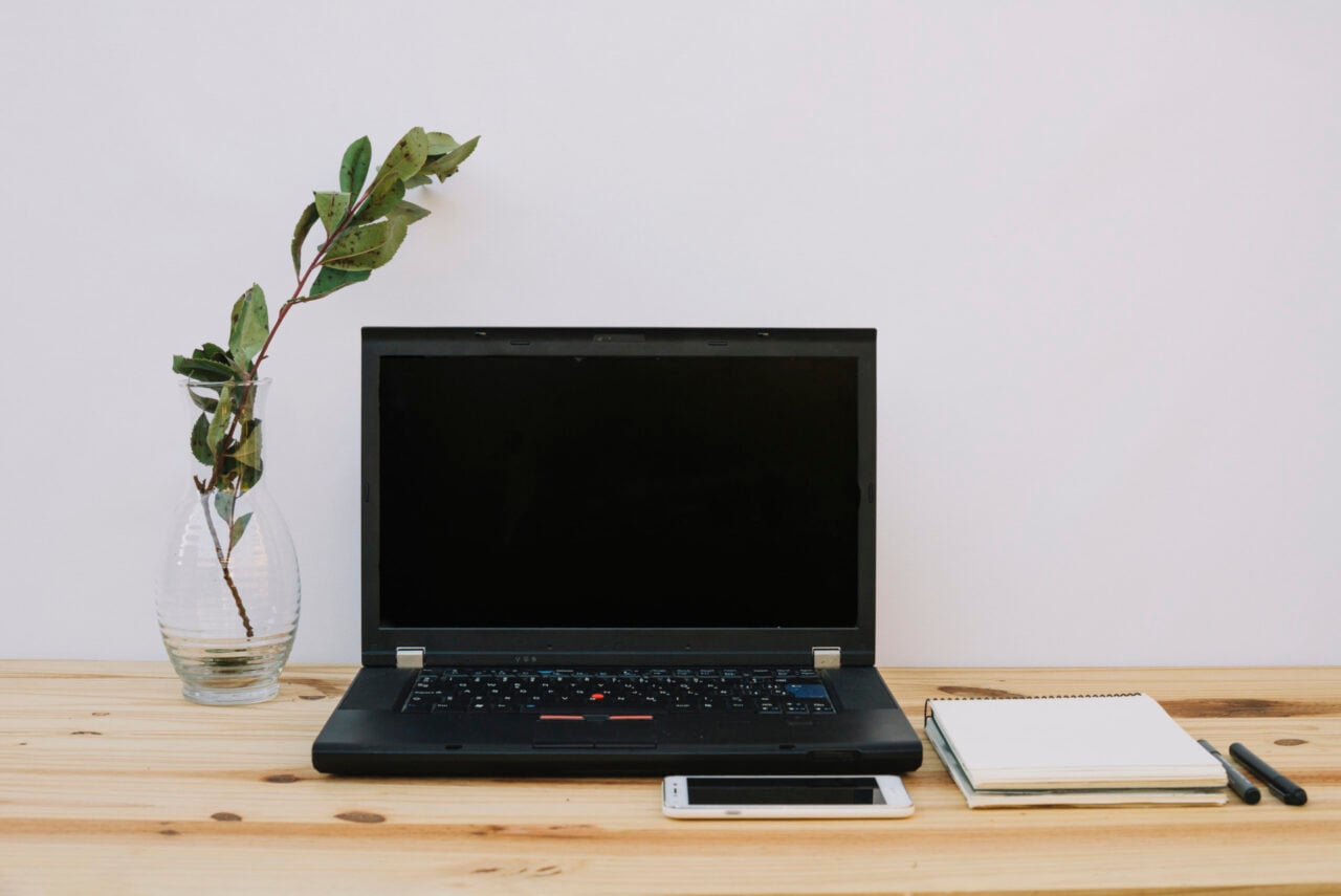 With the right antivirus, your laptop is protected against cyberthreats.