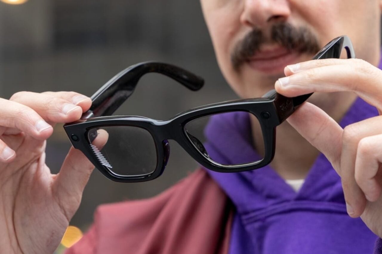 Meta Ray Ban Display smart glasses