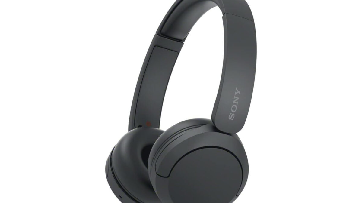 Sony Clears Out WH-CH520 Headphones at Under $40, Now a Budget Alternative to AirPods Max at Nearly 13x Less