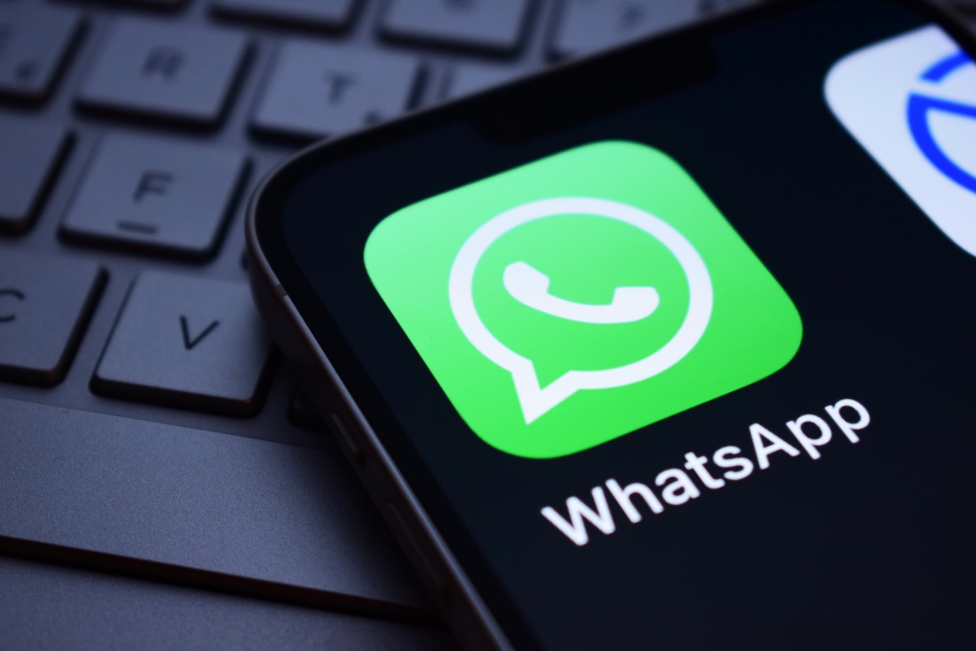 Whatsapp Shutterstock