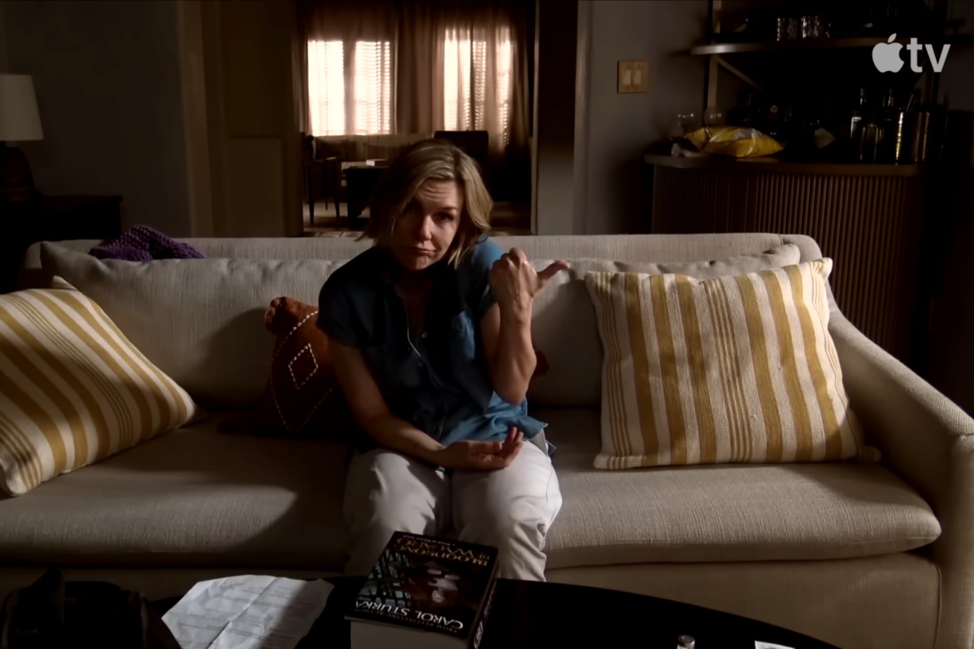 Carol Pluribus Bonus Scene