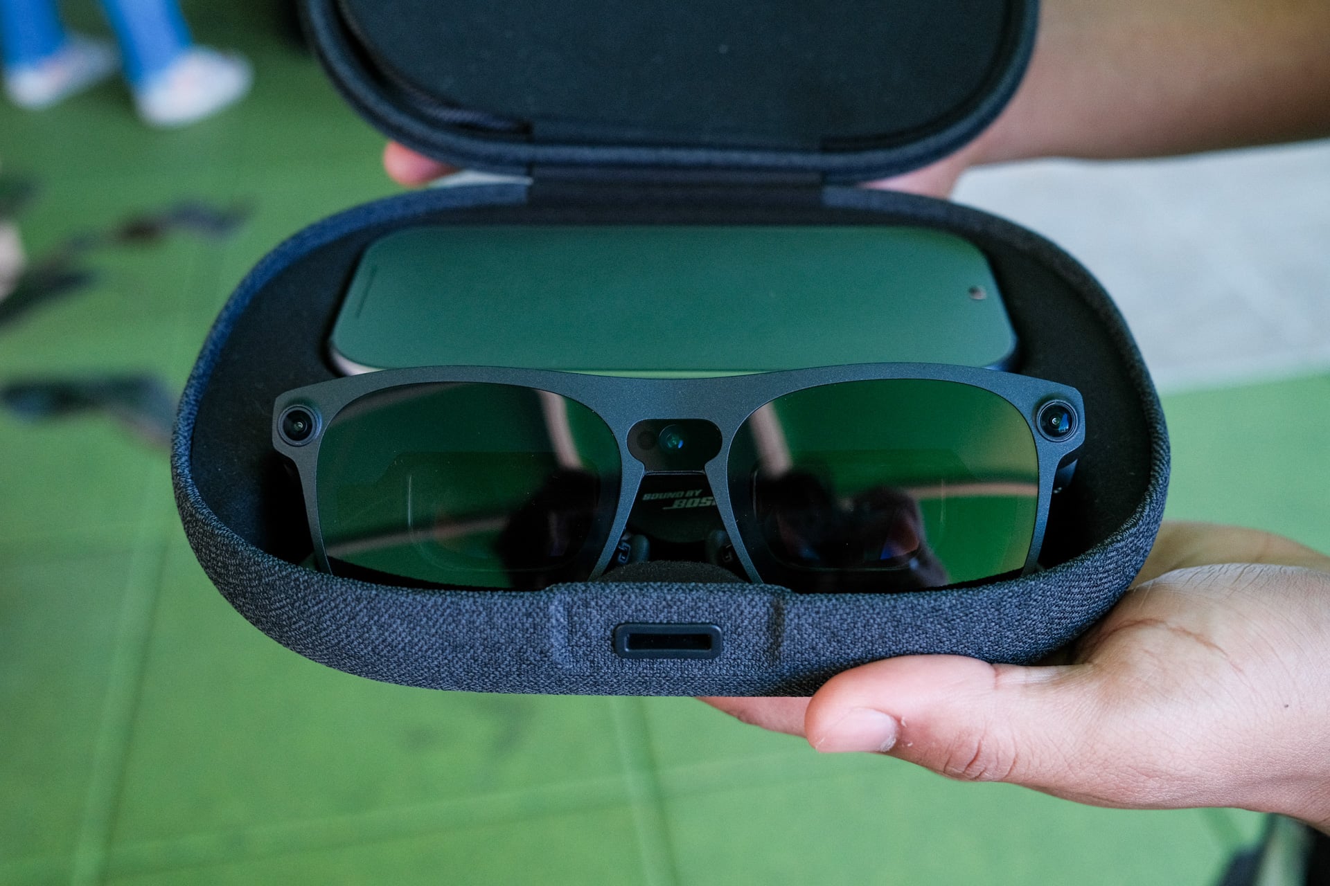 Google Xreal Project Aura Xr Smart Glasses Hands On 01