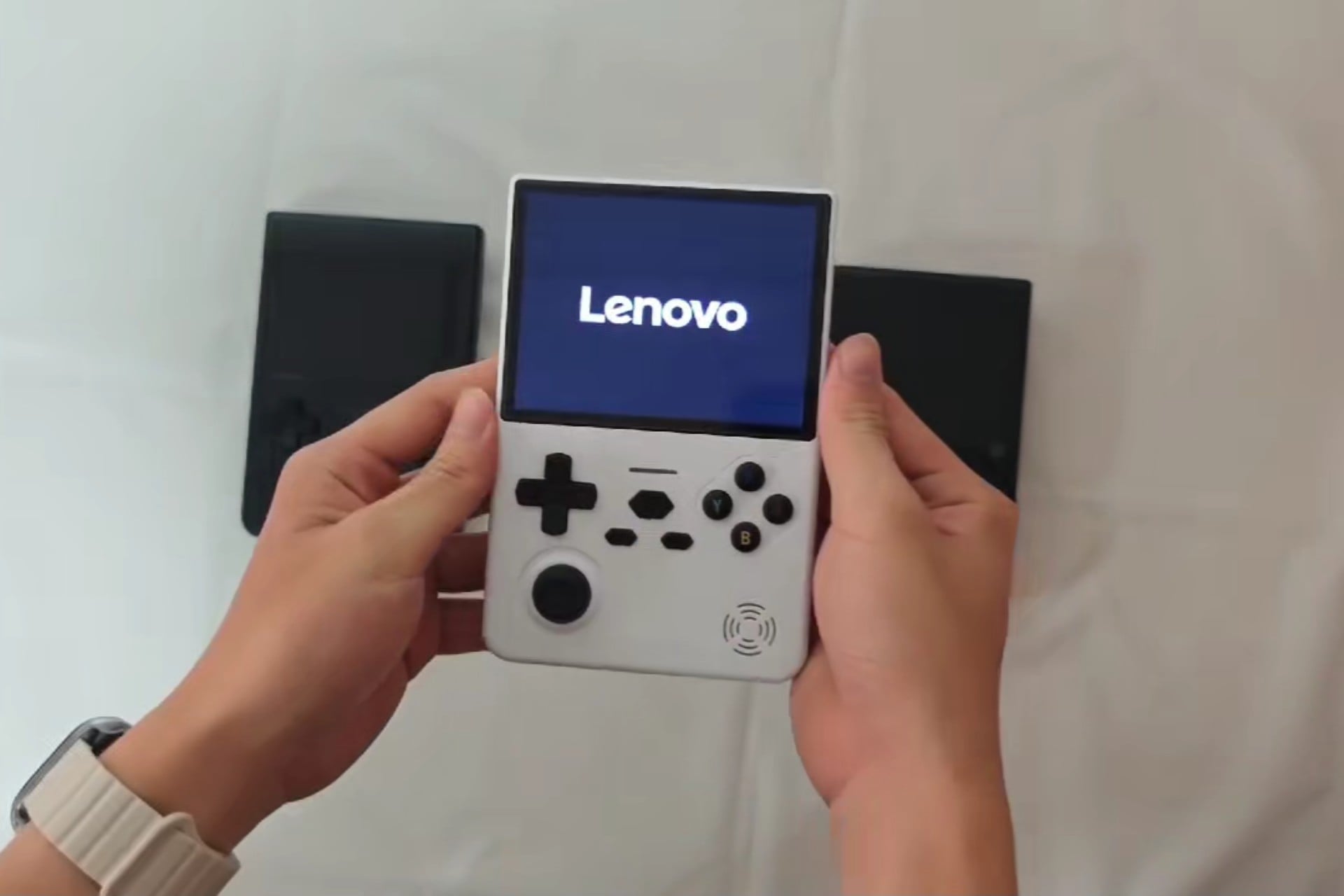 gizmodo.com - Kyle Barr - Lenovo's Game Boy Is Real and Reportedly Stuffed With Ill-Gotten Games