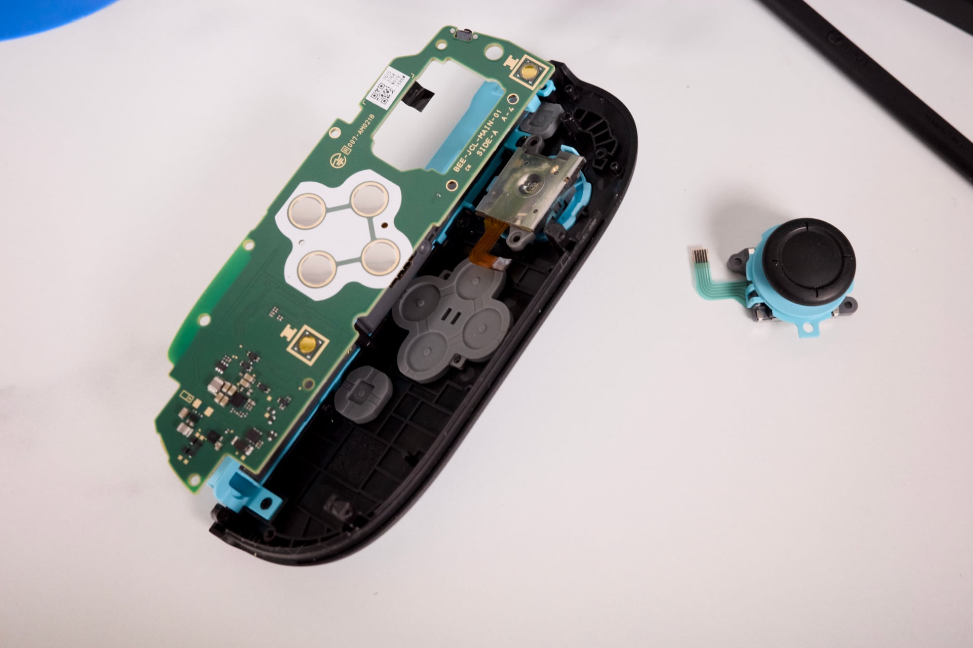 Switch 2 Gulikit Stick Replacements 7