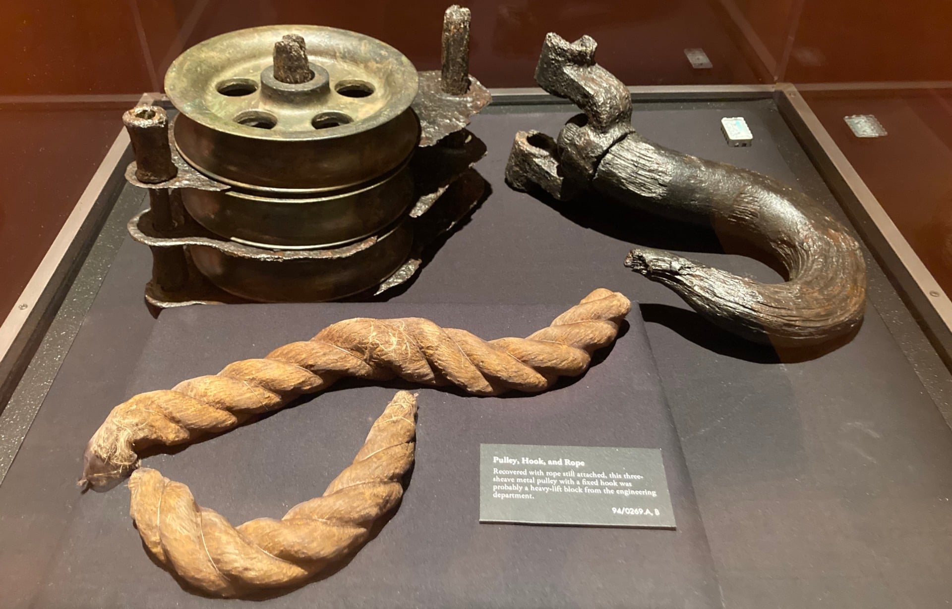 Titanic Artifact Pulley Hook