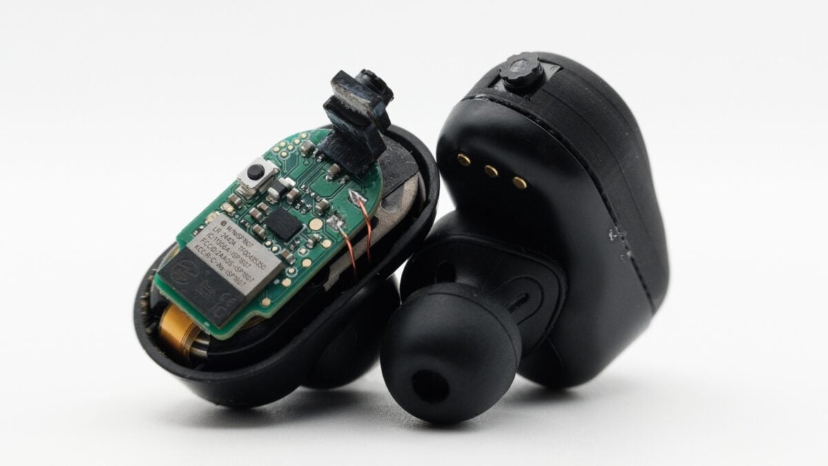 Someone Shoved Cameras Into Sony Earbuds, and Now They’re Basically Smart Glasses