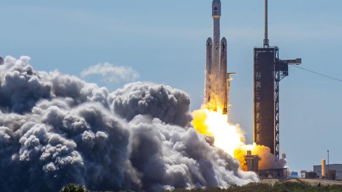 SpaceX&rsquo;s IPO Could Make Some Trump Administration Officials Even Richer