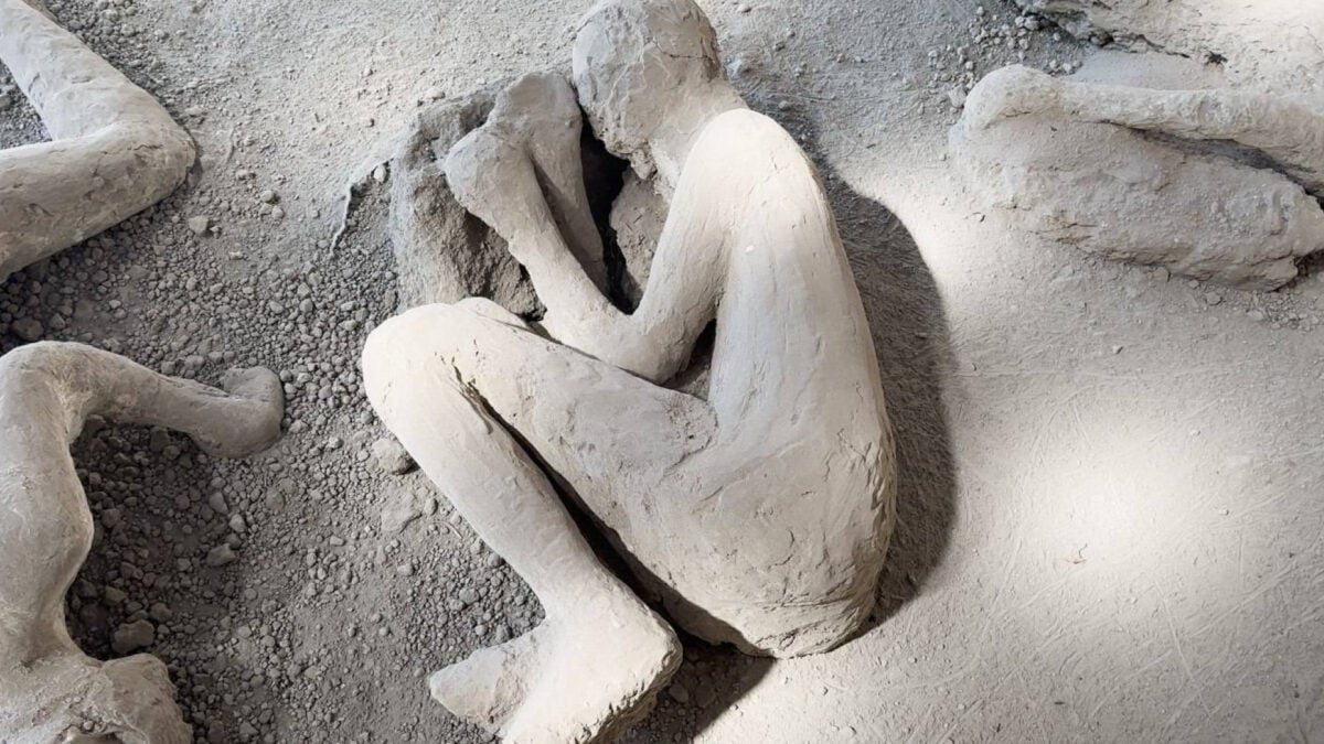 New Scans Reveal Ancient Med Kit Belonging to Possible Pompeii Doctor