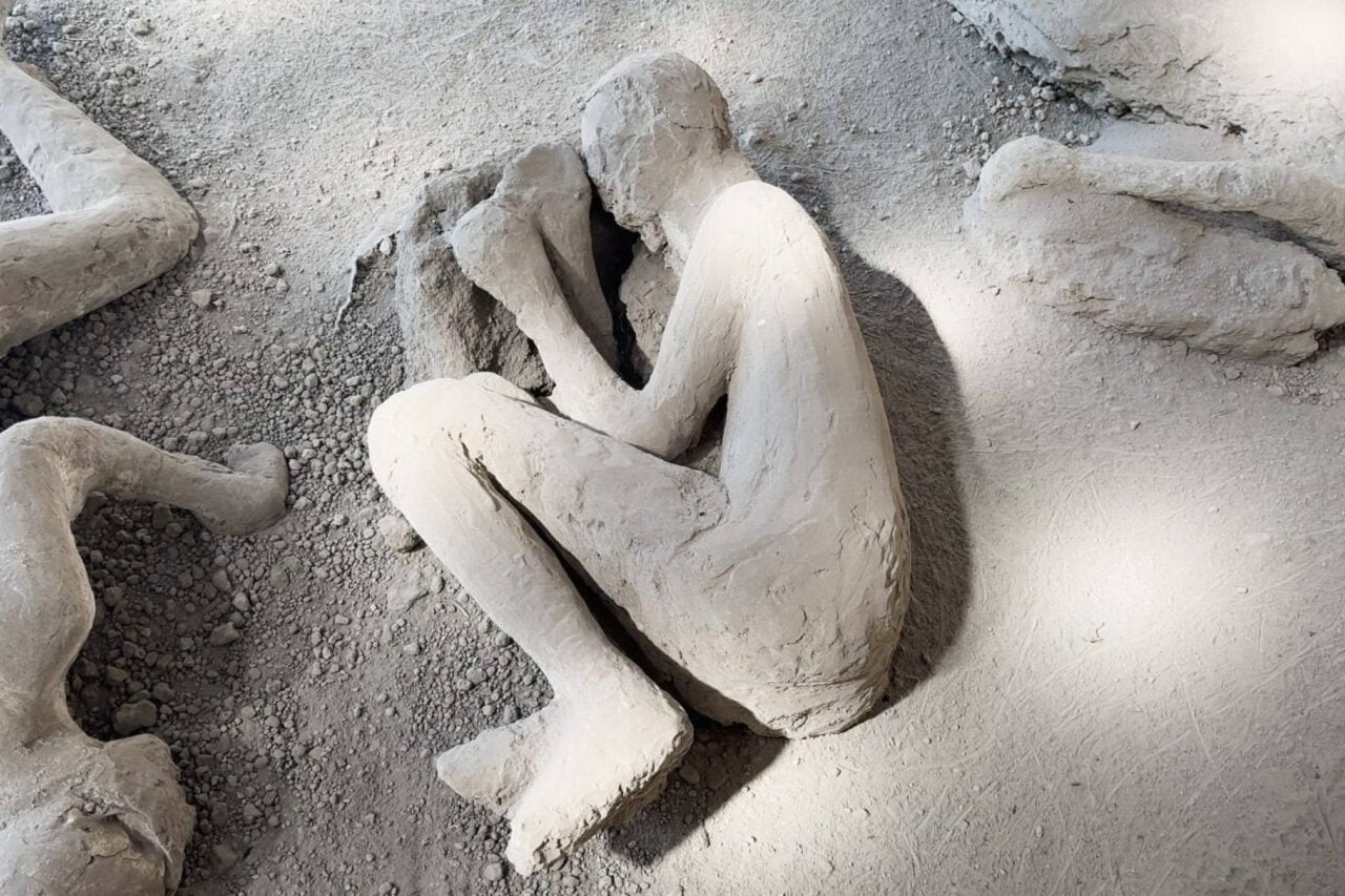 New Scans Reveal Ancient Med Kit Belonging to Possible Pompeii Doctor