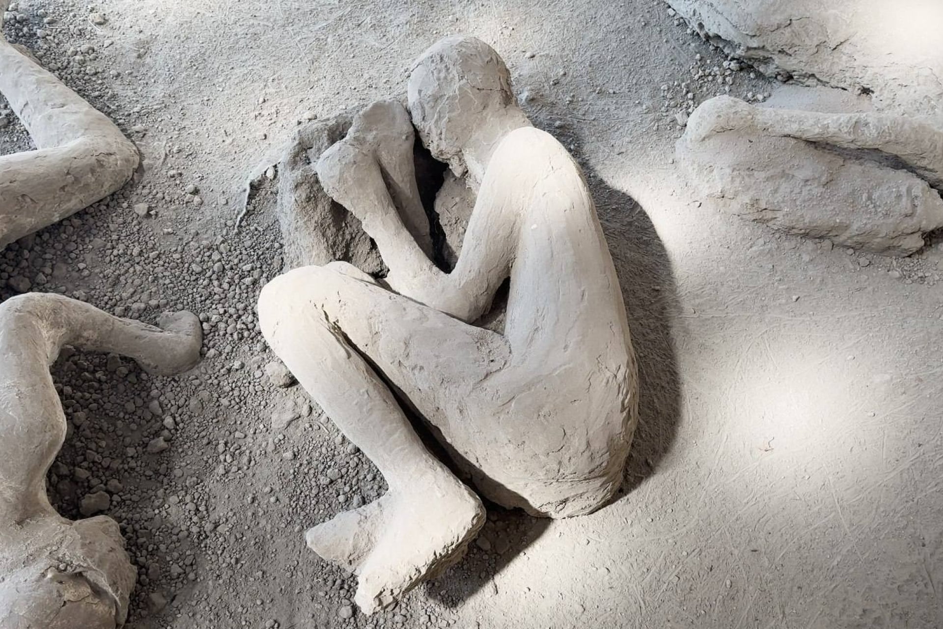 A plaster cast of an individual presumed to be a medicus, a medical practitioner from the Roman Empire.